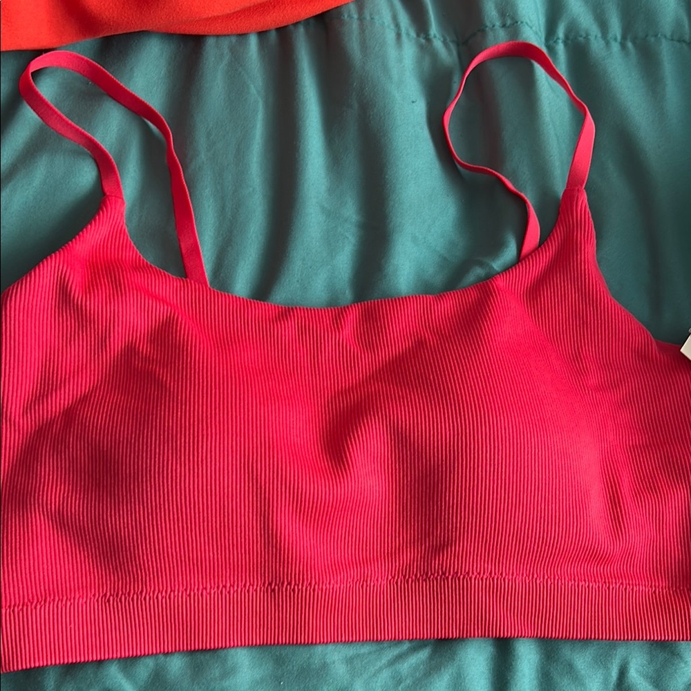 No Boundaries Pink Seamless Bra with Scoop Neck